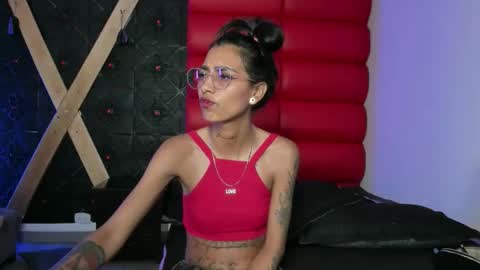 karlaslutskinny__ online show from 03.24.26
