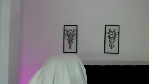 KARLYE online show from 02.12.25