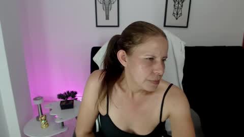 KARLYE online show from 02.12.25