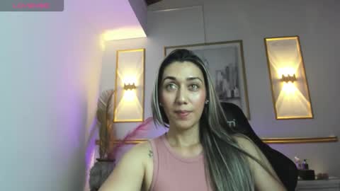 karlyy_ online show from 12.17.25