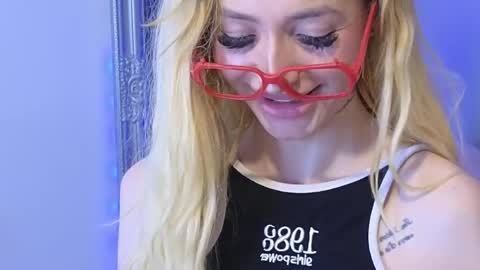 Julia online show from 03.20.26