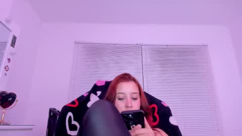 Snapshot of karodu chatting on 02.13.25 Karo online show from 02.13.25