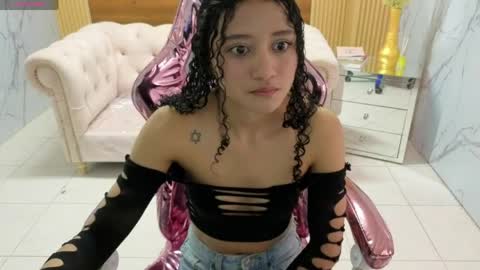 Snapshot of karol1_s chatting on 06.04.26 karol1_s online show from 06.04.26