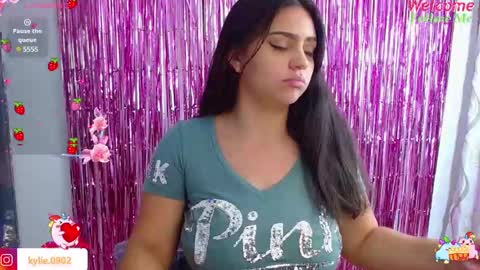 Snapshot of karol_09 chatting on 01.21.25 karol 09 online show from 01.21.25