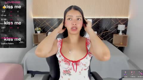 karol_cortes online show from 04.27.26