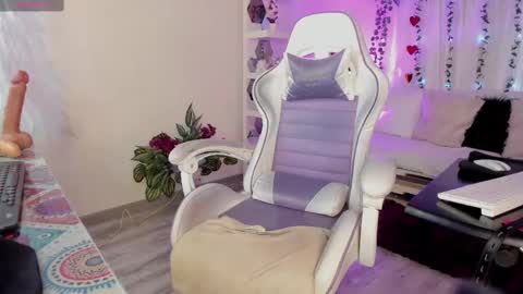  karol  online show from 03.12.25