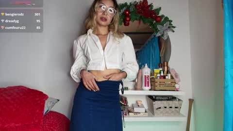 Snapshot of karol_goode chatting on 12.14.24 karol_goode online show from 12.14.24