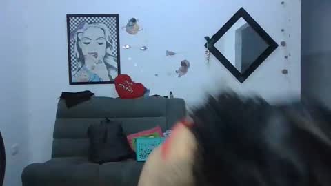    online show from 01.10.25