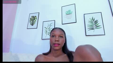 Snapshot of karol_w10 chatting on 11.04.25 karol_w10 online show from 11.04.25