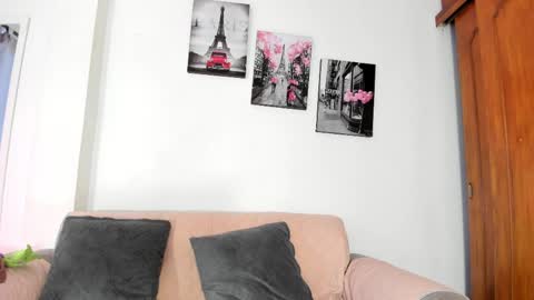 Snapshot of karol_w10 chatting on 04.01.26 karol_w10 online show from 04.01.26