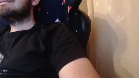 Snapshot of karolhorny96 chatting on 12.25.24 Karol  online show from 12.25.24