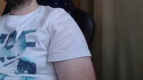 Snapshot of karolhorny96 chatting on 12.29.24 Karol  online show from 12.29.24