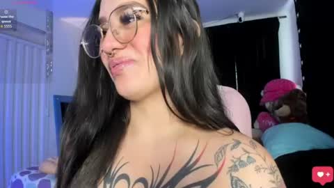 Snapshot of karolina_evans chatting on 07.30.26 karolina_evans online show from 07.30.26
