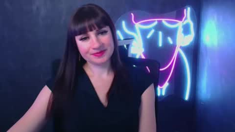 Caroline online show from 12.03.24