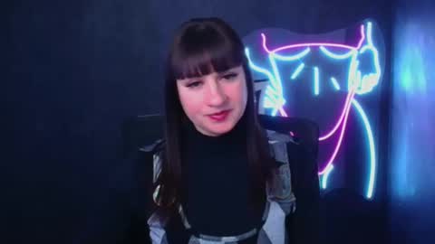 Caroline online show from 12.10.24