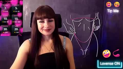 Caroline online show from 10.03.25