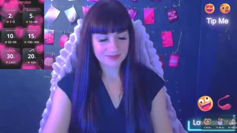 Caroline online show from 10.25.25