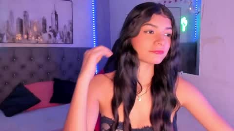 Snapshot of karolina_vince chatting on 05.31.26 Karo online show from 05.31.26