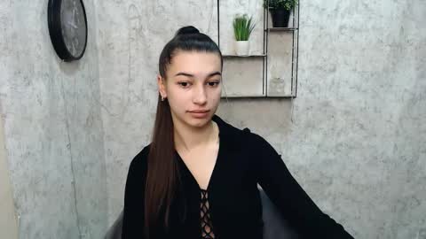 Snapshot of karolinamex_ chatting on 02.09.25 Karolina online show from 02.09.25