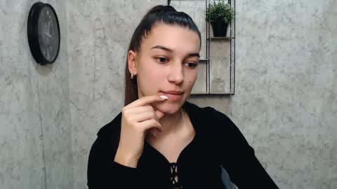 Snapshot of karolinamex_ chatting on 02.09.25 Karolina online show from 02.09.25