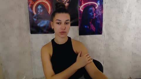 Snapshot of karolinamex_ chatting on 09.25.25 Karolina online show from 09.25.25