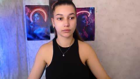 Snapshot of karolinamex_ chatting on 10.20.25 Karolina online show from 10.20.25