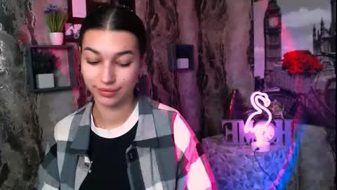 Snapshot of karolinamex_ chatting on 10.21.25 Karolina online show from 10.21.25