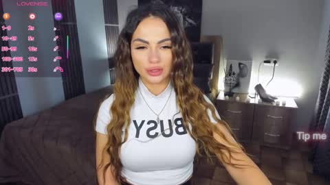 Karolina online show from 04.22.26