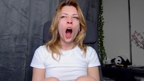 karoline121 online show from 02.07.26