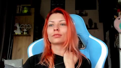 karoline121 online show from 04.18.26