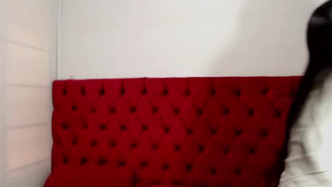 Isa online show from 02.15.25