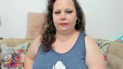 KarolineJoyy online show from 11.21.25