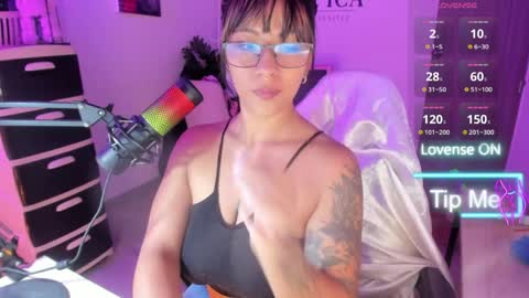 Snapshot of karolinna_xxx chatting on 03.31.26 Caro online show from 03.31.26