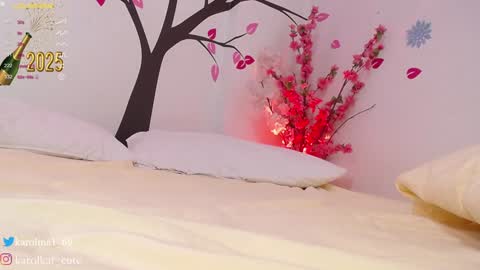 Karolina 3 online show from 01.04.25