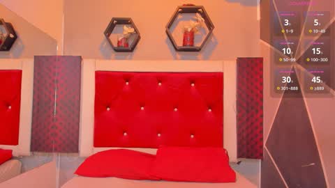 Karol online show from 10.20.25