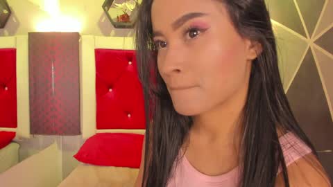 Karol online show from 04.15.26