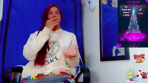 Snapshot of karoll_scoott chatting on 12.05.24 karol online show from 12.05.24