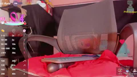 Snapshot of karoll_scoott chatting on 09.13.25 karol online show from 09.13.25