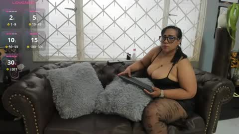 My name is  Miss Karol online show from 06.15.26