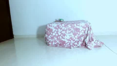 karol online show from 04.19.26