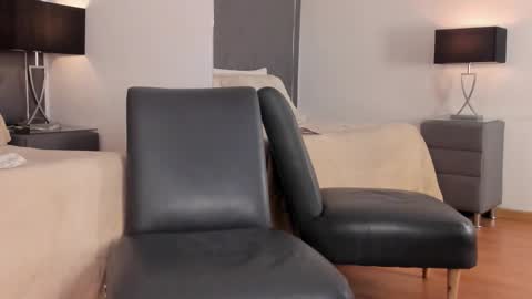 karolwest_ online show from 02.05.26