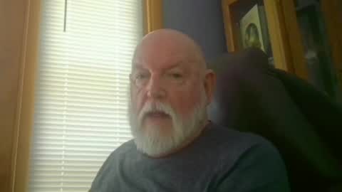 Snapshot of karpp chatting on 03.04.25 karpp online show from 03.04.25