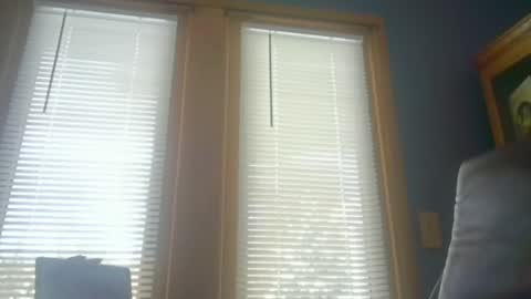 Snapshot of karpp chatting on 12.15.25 karpp online show from 12.15.25