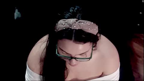 Snapshot of kary_montero chatting on 02.18.25 karime online show from 02.18.25
