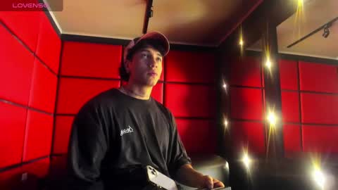 Snapshot of karybig3 chatting on 03.07.25 ---Kary--- online show from 03.07.25