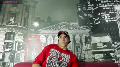 Snapshot of karybig3 chatting on 03.11.25 ---Kary--- online show from 03.11.25