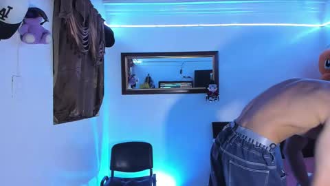 Snapshot of karybig3 chatting on 12.22.25 ---Kary--- online show from 12.22.25