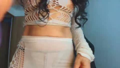 Snapshot of kasandra_mature_ chatting on 12.31.24 Kasandra Mature online show from 12.31.24