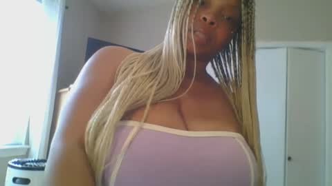 Snapshot of kashmoniy chatting on 03.05.25 kashmoniy online show from 03.05.25