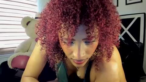 Kasie lopez online show from 09.12.25